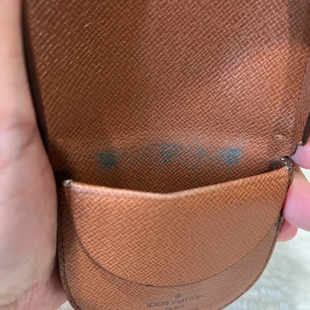 LOUIS VUITTON PORTE MONNAIE CUVETTE COIN PURSE